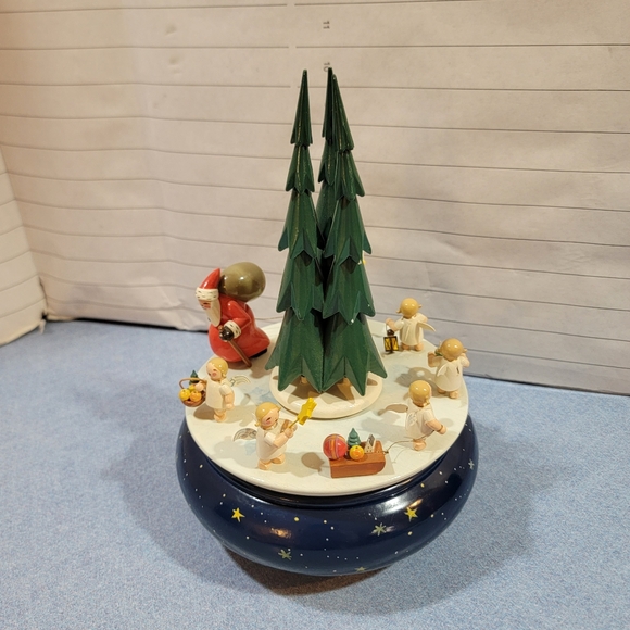 Wendt & Kuhn Christmas Procession Music Box Erzgebirge German Wood Handmade Gift - Picture 1 of 12